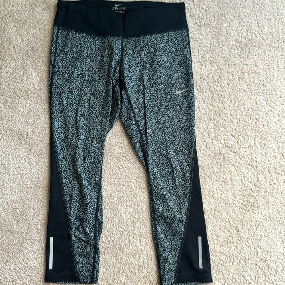 Nike leggings. .